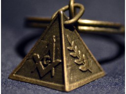 Port Key masonic piramida antiq